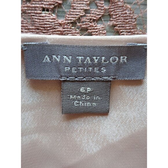 Ann Taylor Petites 6P Pink Rose Lace Peplum Top Cap Sleeves  V-Neck Y2K Romantic - Picture 4 of 8